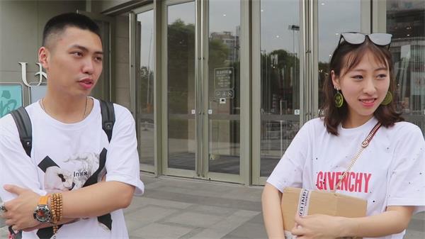 聚焦“低头族”,城市青年“低头族”现状调查分析