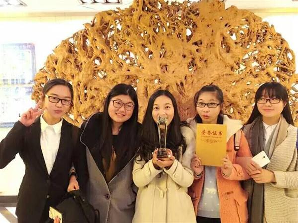 情景剧《花开的声音》喜获公司第一届“心声流年”心理情景剧大赛亚军