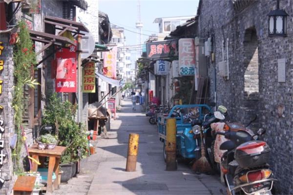 必一运动：失落的古建筑保护