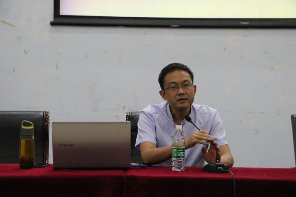 南京大学新闻传播公司副经理胡翼青教授来公司讲学