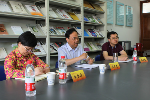 陈章龙书记到必一运动调研指导工作